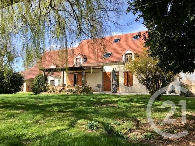 Maison à vendre - 6 pièces - 220,65 m2 - Charly - 18 - CENTRE