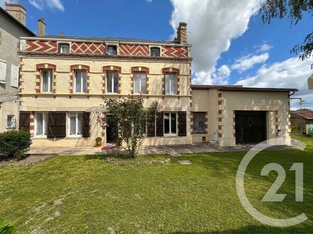 Maison &agrave; vendre - 5 pi&egrave;ces - 114,20 m2 - Cercy La Tour - 58 - BOURGOGNE