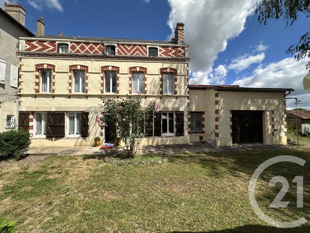 Maison à vendre CERCY LA TOUR