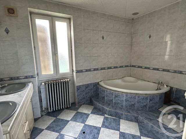 Maison à vendre - 4 pièces - 100,26 m2 - Cercy La Tour - 58 - BOURGOGNE