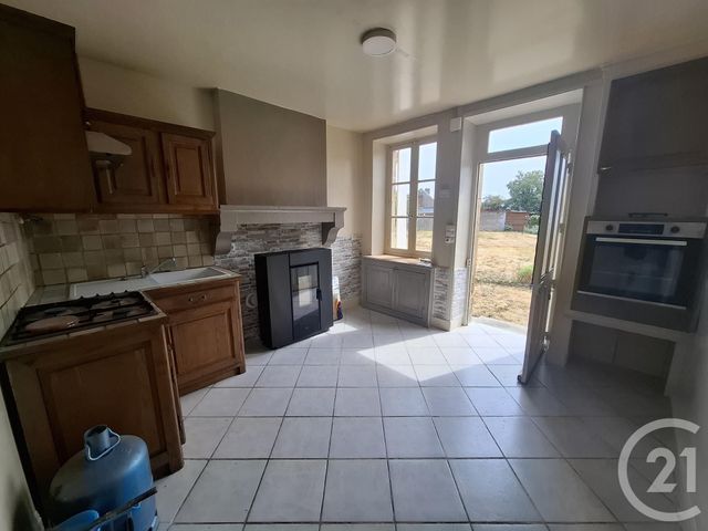 Maison &agrave; louer - 3 pi&egrave;ces - 56,02 m2 - Trois Vevres - 58 - BOURGOGNE