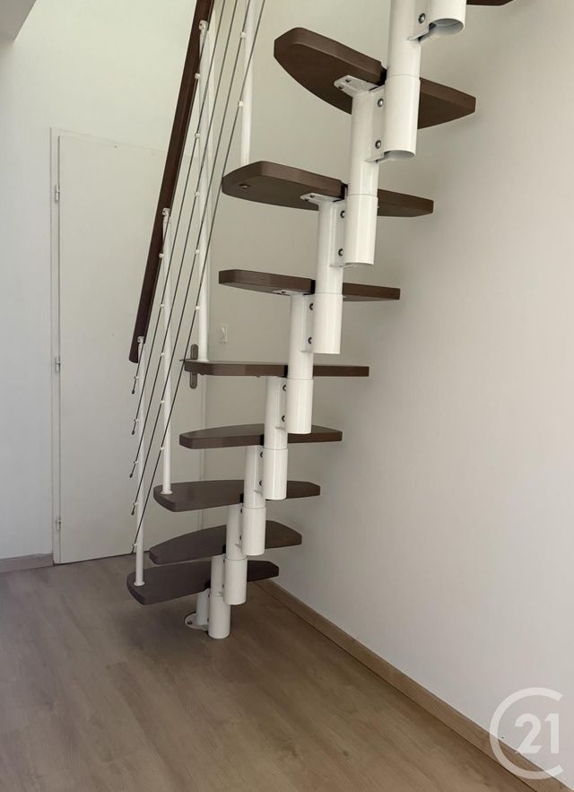 Appartement F2 &agrave; louer - 3 pi&egrave;ces - 54,54 m2 - La Machine - 58 - BOURGOGNE