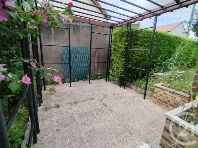 Afficher la photo en grand Maison à vendre - 7 pièces - 150 m2 - Nevers - 58 - BOURGOGNE