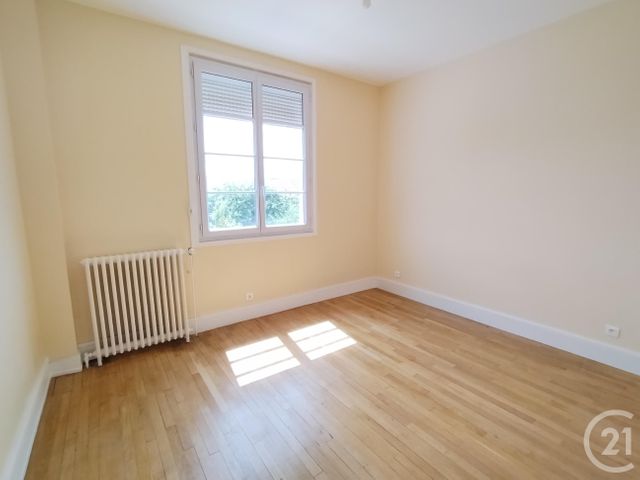 Afficher la photo en grand Maison à vendre - 7 pièces - 150 m2 - Nevers - 58 - BOURGOGNE