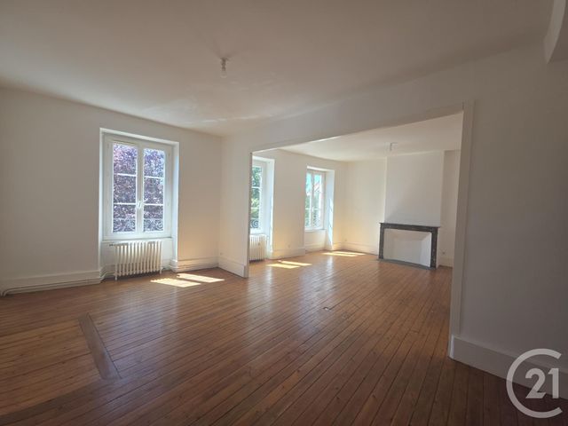 Appartement Duplex à louer ST PIERRE LE MOUTIER