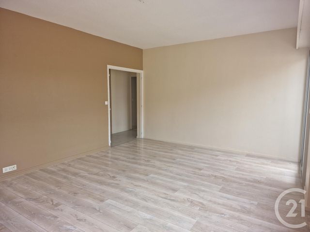 Appartement F3 &agrave; louer - 3 pi&egrave;ces - 76,11 m2 - Nevers - 58 - BOURGOGNE