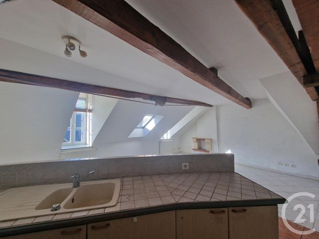 Appartement F4 à louer - 4 pièces - 72,63 m2 - Nevers - 58 - BOURGOGNE