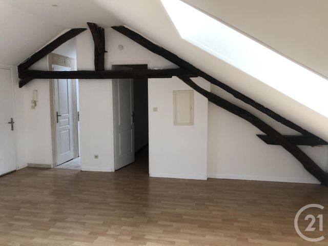 Appartement Studio à louer - 2 pièces - 35,31 m2 - Nevers - 58 - BOURGOGNE
