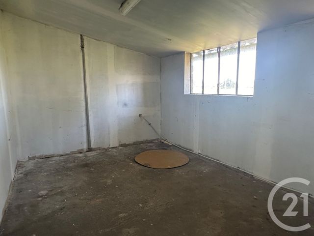 Maison à louer - 4 pièces - 220 m2 - Sancoins - 18 - CENTRE