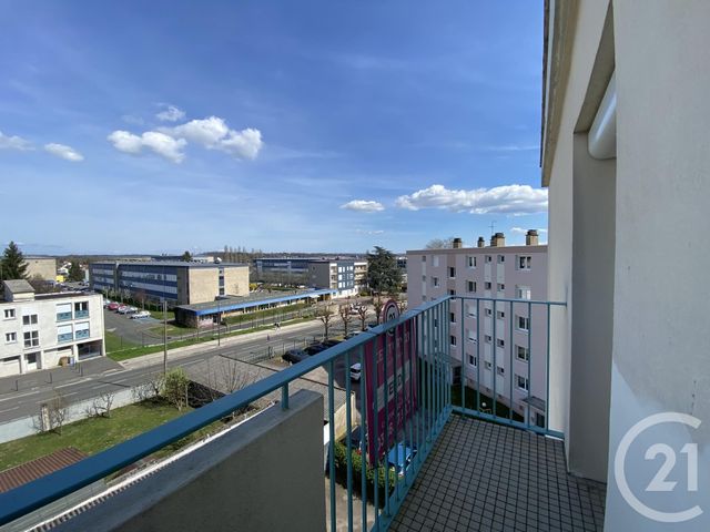 Afficher la photo en grand Appartement T3 à vendre - 3 pièces - 75,01 m2 - Nevers - 58 - BOURGOGNE