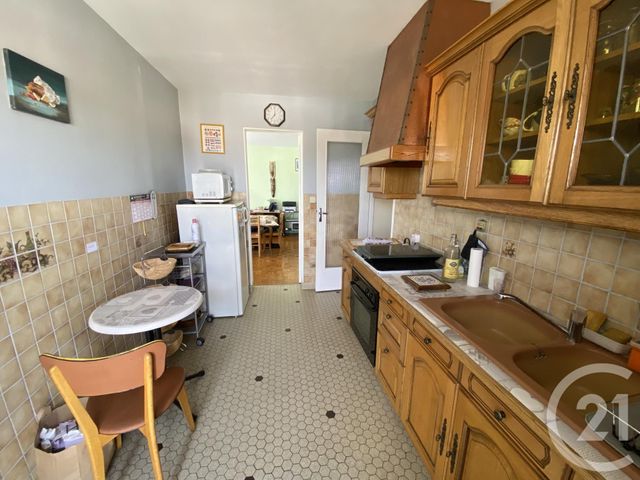 Afficher la photo en grand Appartement T3 à vendre - 3 pièces - 75,01 m2 - Nevers - 58 - BOURGOGNE