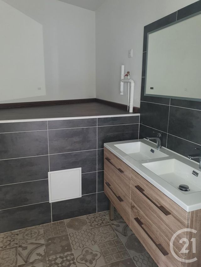 Appartement F3 à vendre - 3 pièces - 66,25 m2 - Nevers - 58 - BOURGOGNE