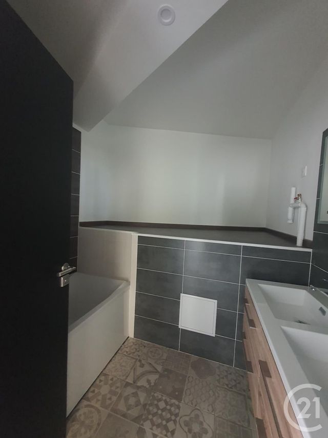 Appartement F3 à vendre - 3 pièces - 66,25 m2 - Nevers - 58 - BOURGOGNE