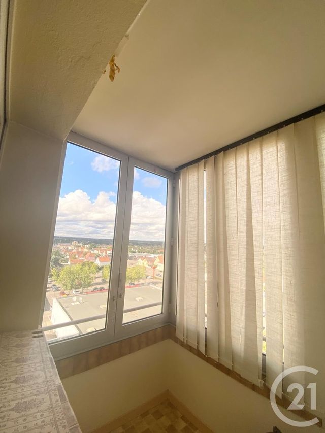 Appartement F2 à louer - 2 pièces - 62,21 m2 - Nevers - 58 - BOURGOGNE