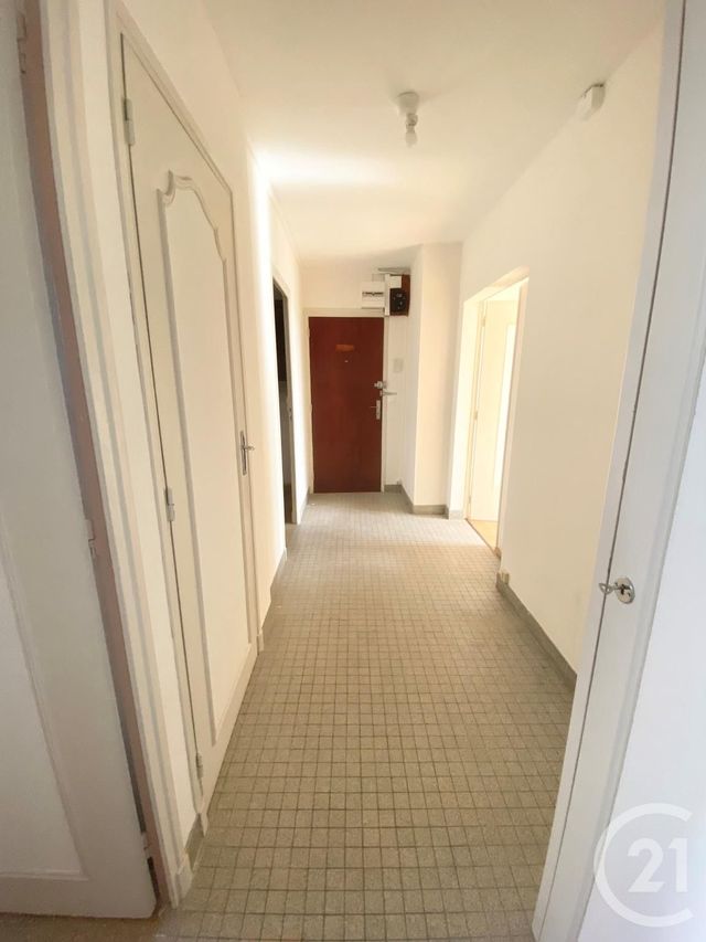 Appartement F2 à louer - 2 pièces - 62,21 m2 - Nevers - 58 - BOURGOGNE