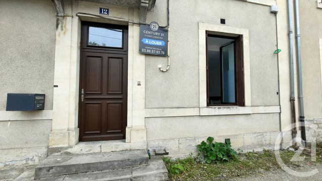 Afficher la photo en grand Appartement F1 à louer - 1 pièce - 37,72 m2 - Sancoins - 18 - CENTRE