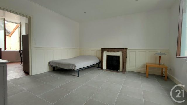 Afficher la photo en grand Appartement F1 à louer - 1 pièce - 37,72 m2 - Sancoins - 18 - CENTRE
