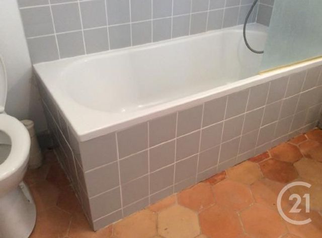 Afficher la photo en grand Appartement F3 à louer - 3 pièces - 84,80 m2 - Guerigny - 58 - BOURGOGNE