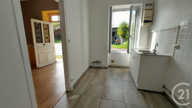 Appartement F3 à louer - 3 pièces - 70,01 m2 - St Pierre Le Moutier - 58 - BOURGOGNE