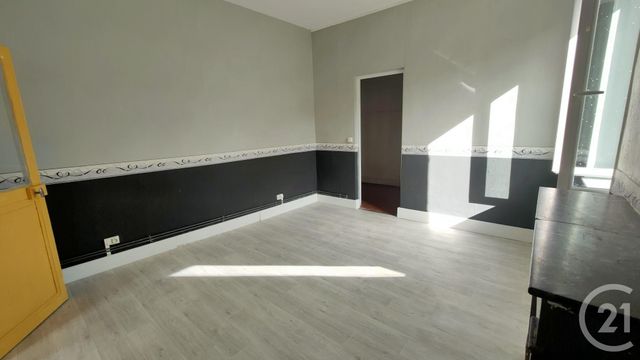 Appartement F3 à louer - 3 pièces - 70,01 m2 - St Pierre Le Moutier - 58 - BOURGOGNE