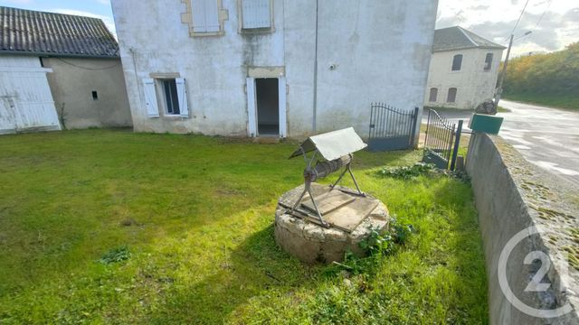 Appartement F3 à louer - 3 pièces - 70,01 m2 - St Pierre Le Moutier - 58 - BOURGOGNE