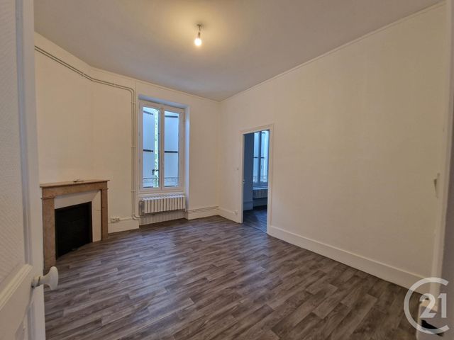 Afficher la photo en grand Appartement F2 à louer - 2 pièces - 46,72 m2 - Nevers - 58 - BOURGOGNE