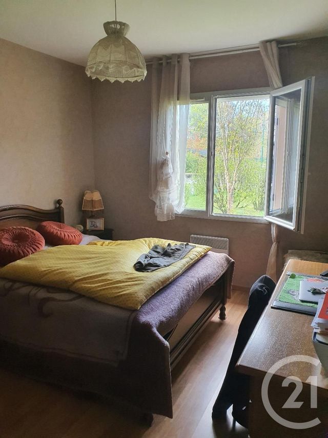 Maison &agrave; vendre - 4 pi&egrave;ces - 102,31 m2 - Cuffy - 18 - CENTRE