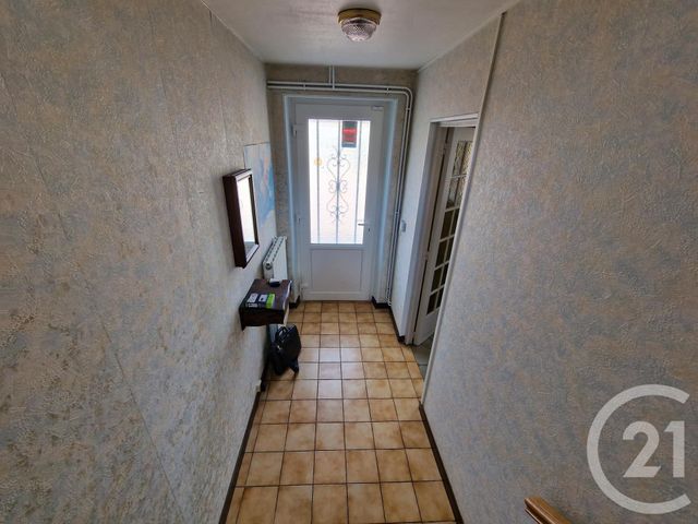 Maison à louer - 4 pièces - 99,97 m2 - Guerigny - 58 - BOURGOGNE