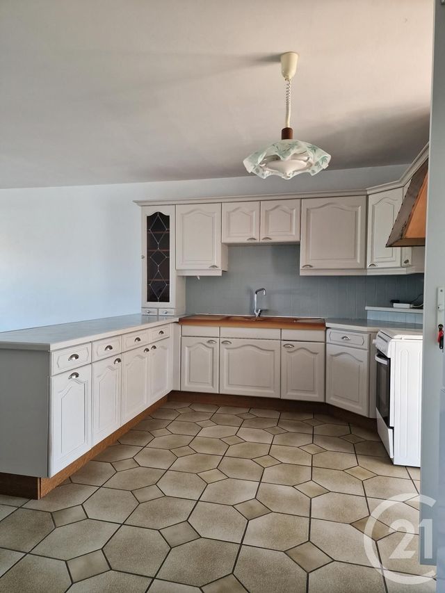 Maison à louer - 4 pièces - 99,97 m2 - Guerigny - 58 - BOURGOGNE