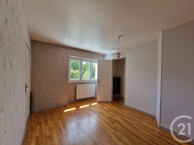 Maison à louer - 4 pièces - 99,97 m2 - Guerigny - 58 - BOURGOGNE