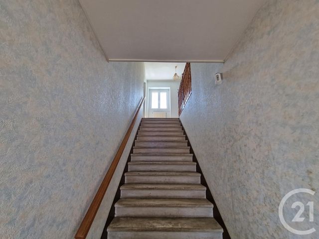 Maison à louer - 4 pièces - 99,97 m2 - Guerigny - 58 - BOURGOGNE