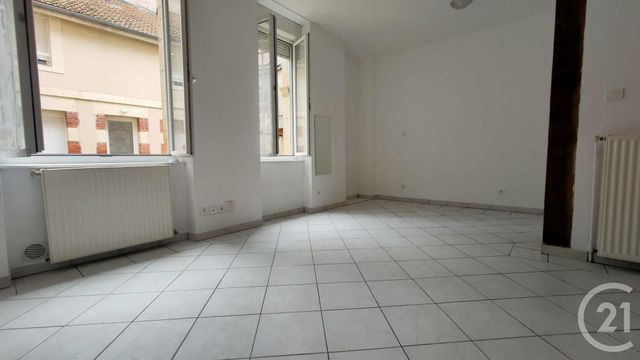 Appartement Studio à louer - 1 pièce - 32,65 m2 - Nevers - 58 - BOURGOGNE