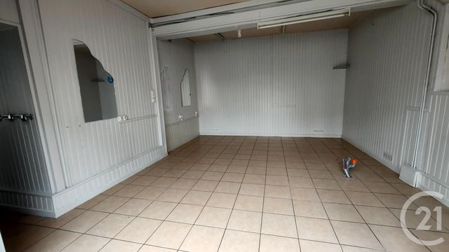 Commerce &agrave; louer - 70 m2 - 03 - AUVERGNE