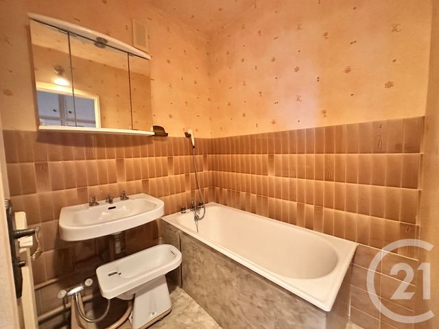 Appartement F3 bis à vendre - 3 pièces - 72 m2 - Nevers - 58 - BOURGOGNE