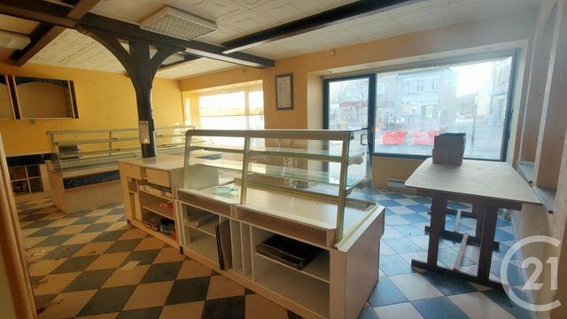 Commerce &agrave; louer - 200 m2 - 18 - CENTRE