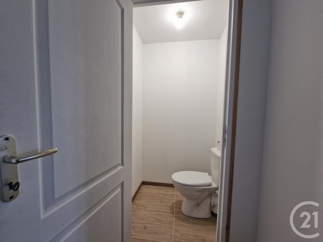 Appartement F3 &agrave; louer - 3 pi&egrave;ces - 79,24 m2 - Fourchambault - 58 - BOURGOGNE