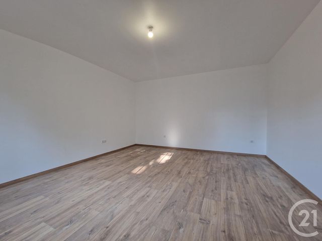 Appartement F3 &agrave; louer - 3 pi&egrave;ces - 79,24 m2 - Fourchambault - 58 - BOURGOGNE