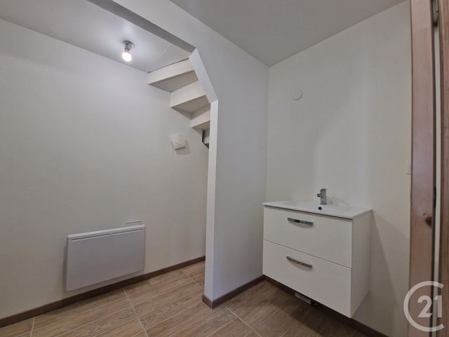 Appartement F3 &agrave; louer - 3 pi&egrave;ces - 79,24 m2 - Fourchambault - 58 - BOURGOGNE