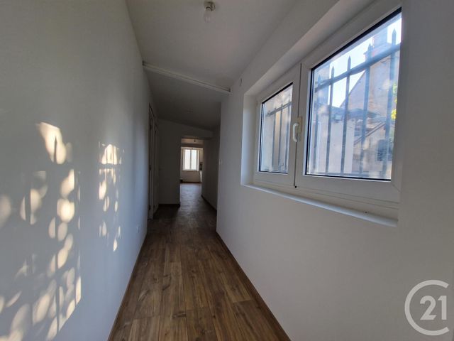 Appartement F3 &agrave; louer - 3 pi&egrave;ces - 79,24 m2 - Fourchambault - 58 - BOURGOGNE