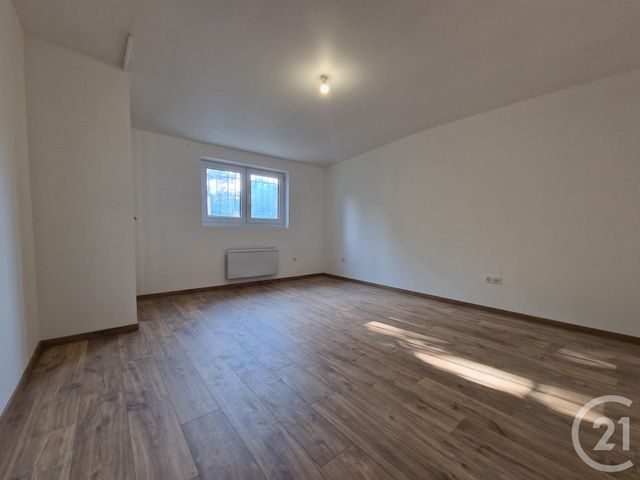 Appartement F3 &agrave; louer - 3 pi&egrave;ces - 79,24 m2 - Fourchambault - 58 - BOURGOGNE