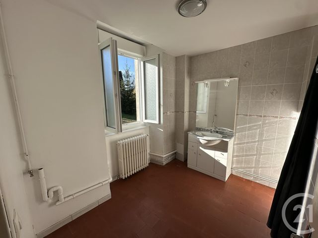 Maison &agrave; louer - 5 pi&egrave;ces - 121,60 m2 - St Benin Des Bois - 58 - BOURGOGNE