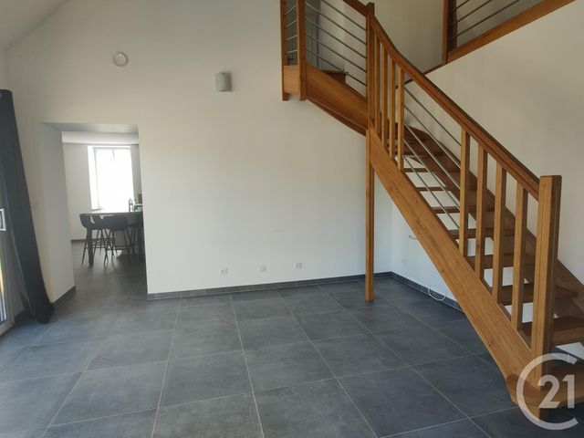 Maison &agrave; louer - 5 pi&egrave;ces - 93,57 m2 - Valigny - 03 - AUVERGNE