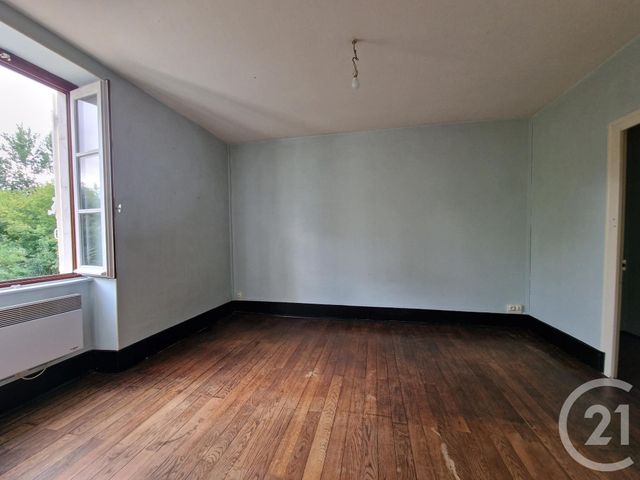 Maison &agrave; louer - 4 pi&egrave;ces - 85,35 m2 - Livry - 58 - BOURGOGNE