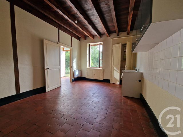 Maison &agrave; louer - 4 pi&egrave;ces - 85,35 m2 - Livry - 58 - BOURGOGNE