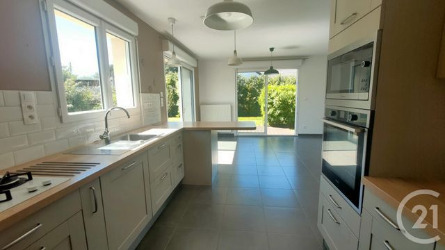 Maison &agrave; louer - 4 pi&egrave;ces - 99,59 m2 - Varennes Vauzelles - 58 - BOURGOGNE