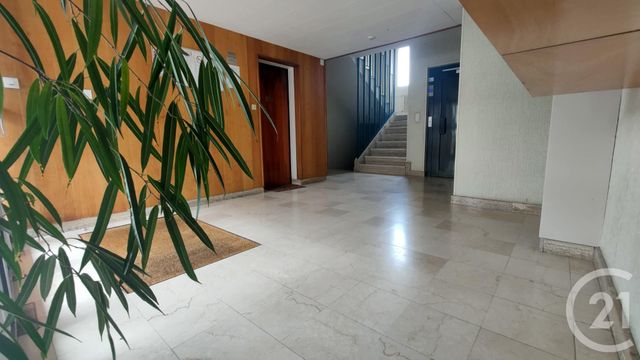 Appartement F1 &agrave; louer - 1 pi&egrave;ce - 34,10 m2 - Nevers - 58 - BOURGOGNE