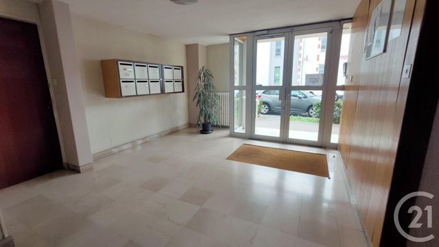 Appartement F1 &agrave; louer - 1 pi&egrave;ce - 34,10 m2 - Nevers - 58 - BOURGOGNE