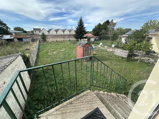 Appartement F3 &agrave; louer - 3 pi&egrave;ces - 60 m2 - Sancoins - 18 - CENTRE