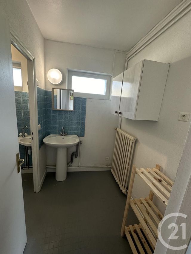 Appartement &agrave; louer - 3 pi&egrave;ces - 57 m2 - St Eloi - 58 - BOURGOGNE