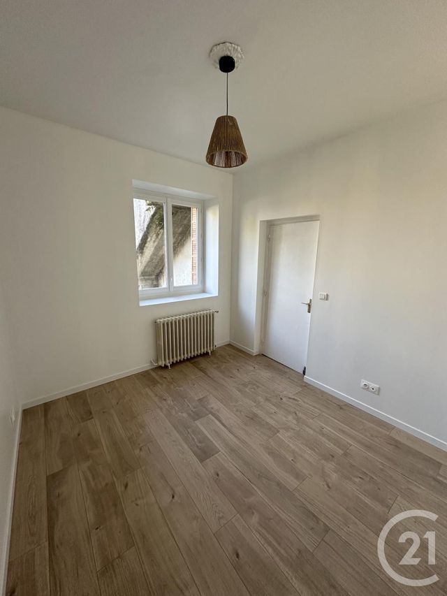 Appartement &agrave; louer - 3 pi&egrave;ces - 57 m2 - St Eloi - 58 - BOURGOGNE
